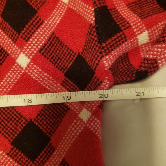 Adrienne Vittadini Christmas Sweater + Wristlet L P Women's Red/Black Plaid - Picture 7 of 8